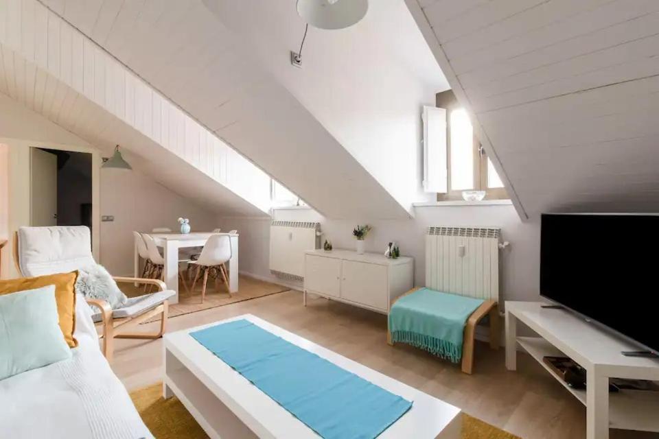 Precioso Atico Duplex En Vielha Para 6 Pax Eksteriør billede